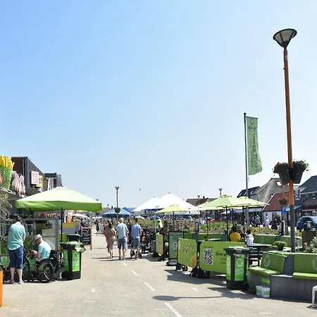 In North Holland Near Beach, Cleaning Included Lejlighed Callantsoog